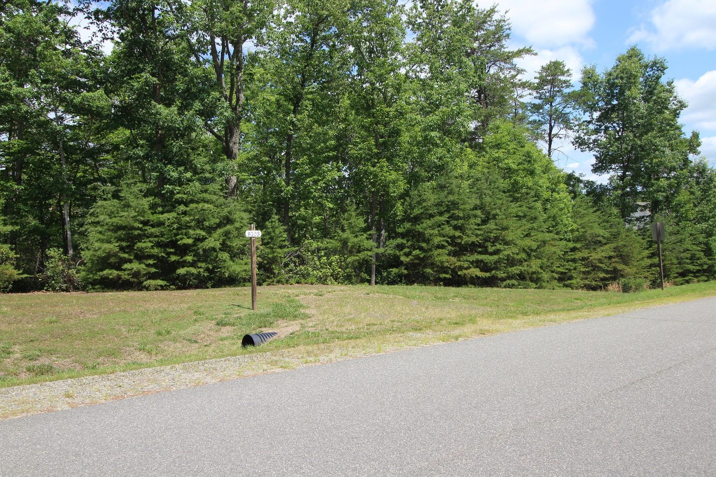 Second view of the property frontage